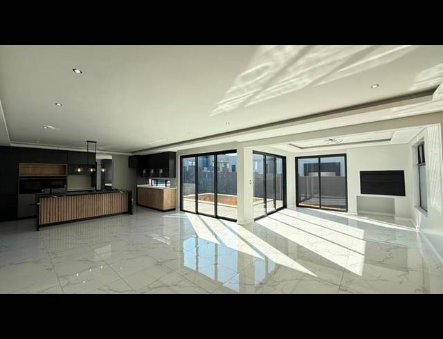 4 BEDROOM HOUSE FOR SALE IN FOUNTAINBROOK ESTATE